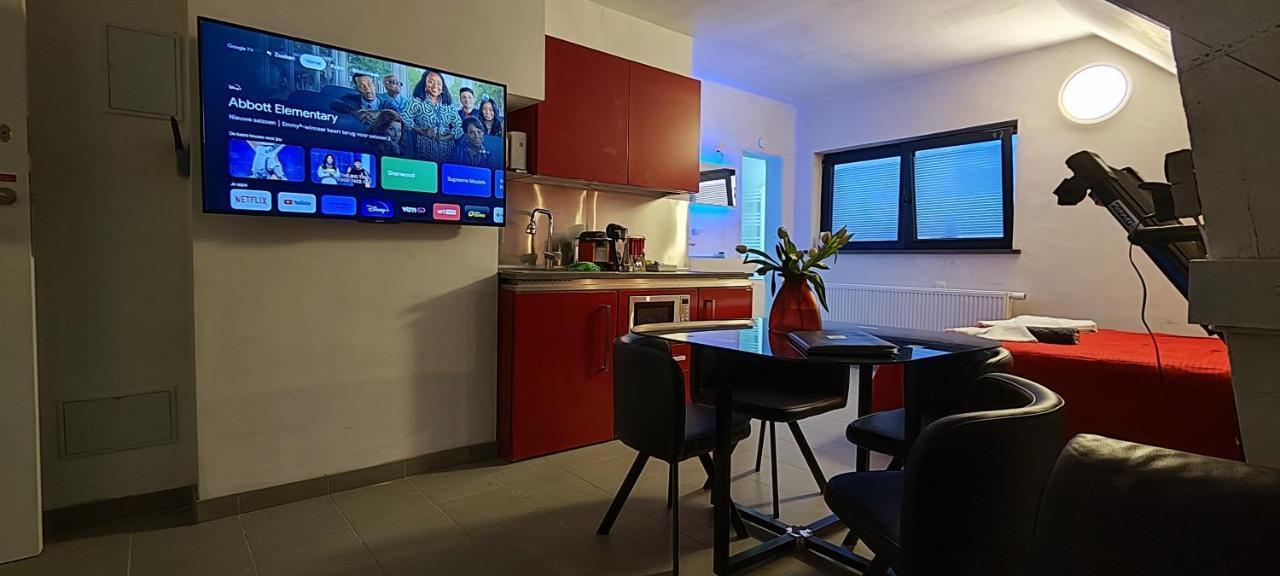 Logeerkamer Xxl 25 M2 Zemst المظهر الخارجي الصورة